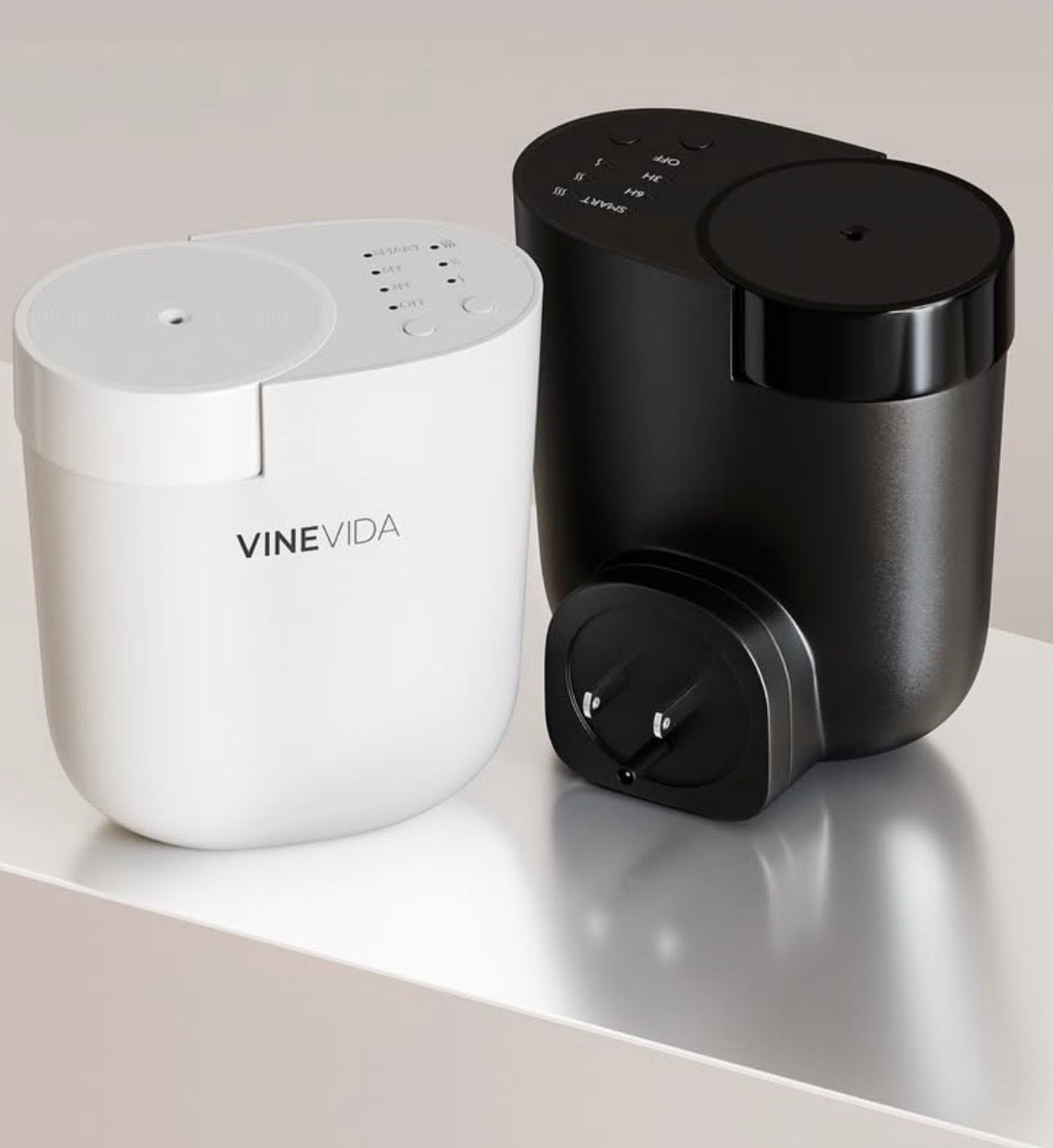 DIFUSOR ELÉCTRICO DE PARED PLUG IN NEGRO